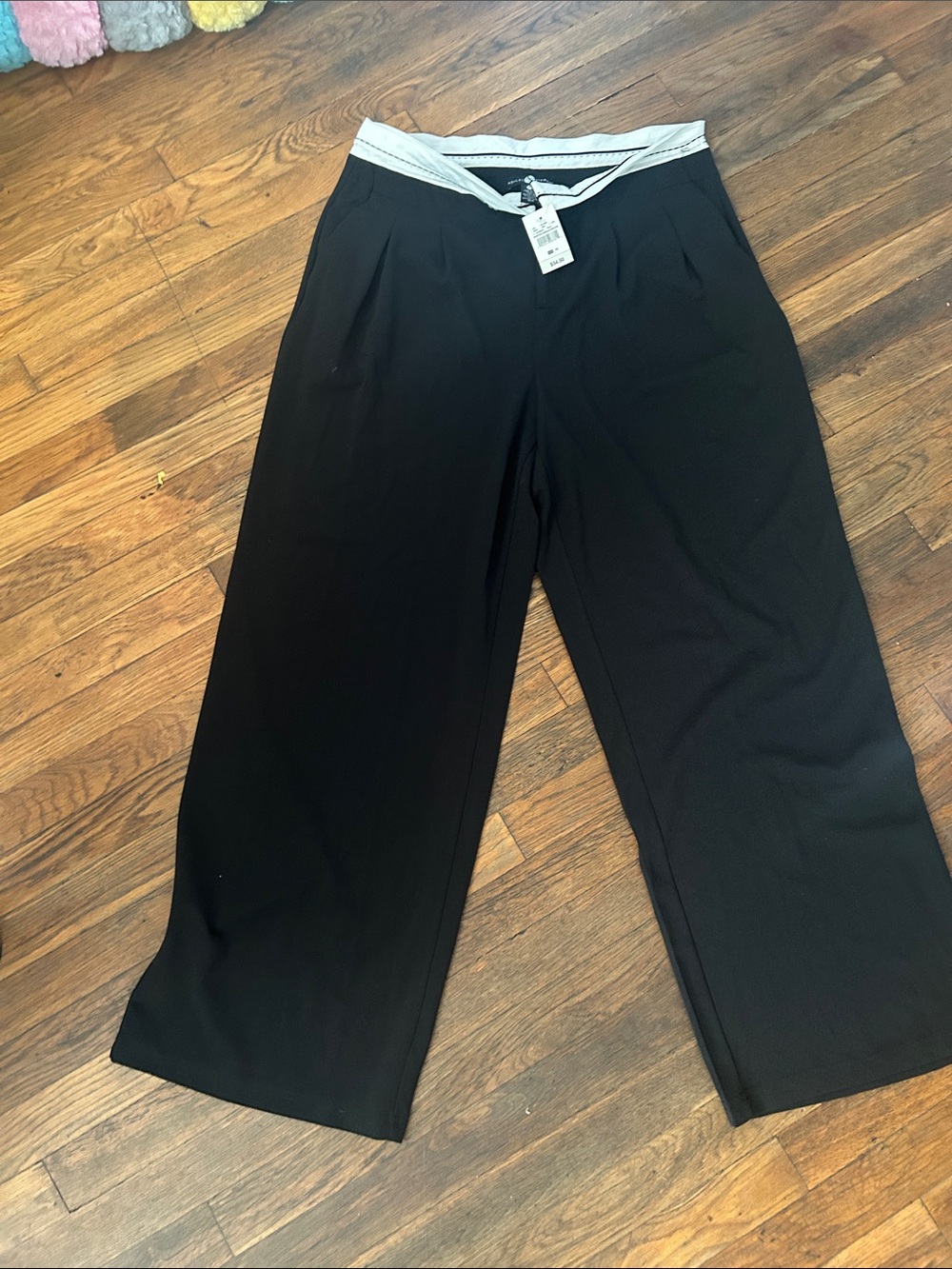 Ashley Stewart Black Wide Leg Pants with Cream Waistband